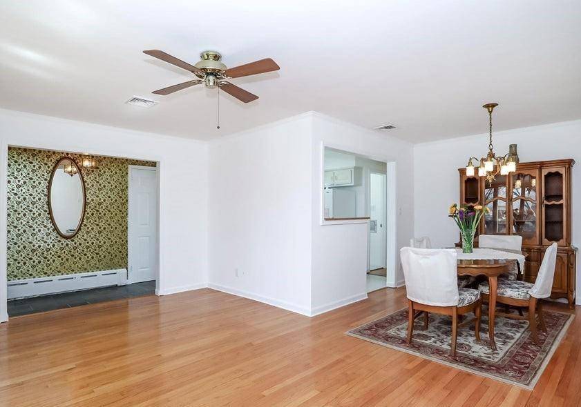 69 Reno AVE, Staten  Island, NY 10306