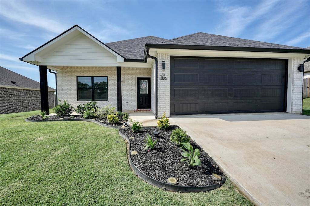 108 Hay Meadow Drive, Winona, TX 75792