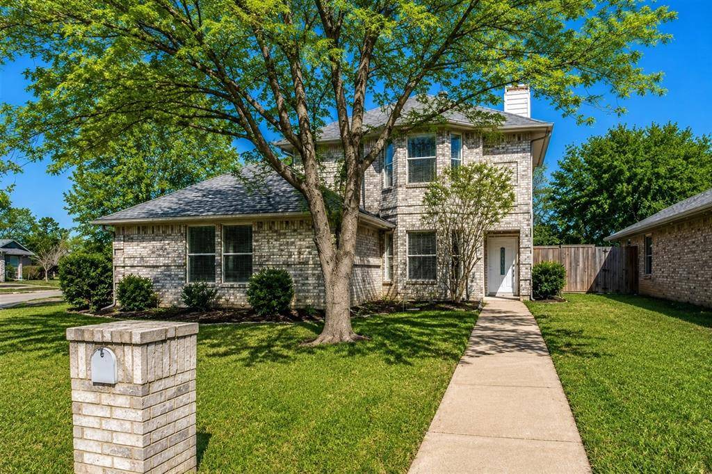 2811 Ravens Court, Arlington, TX 76001