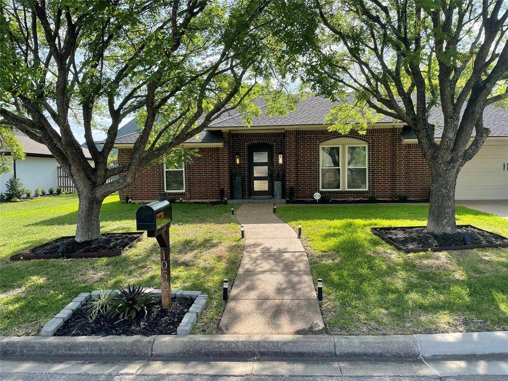 1052 Summerplace Lane, Southlake, TX 76092