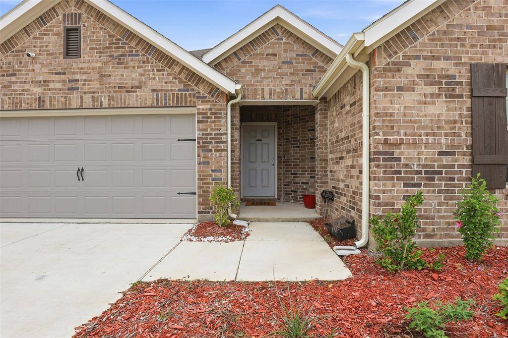 3313 Redbud Flower Trail, Prairie Ridge, TX 76084