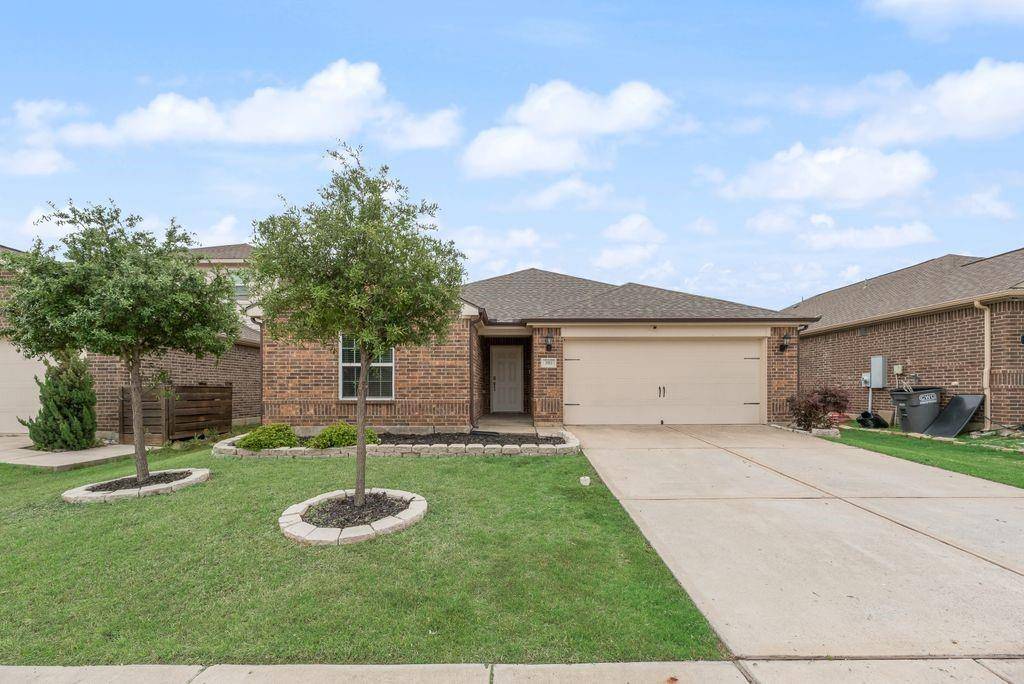 1911 Pilot Point Way, Princeton, TX 75407