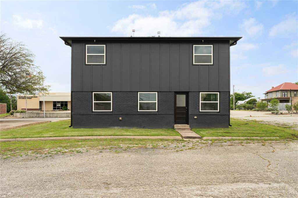 2815 Wesley St Street, Greenville, TX 75401