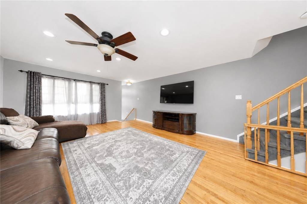 63 Arden AVE, Staten  Island, NY 10312