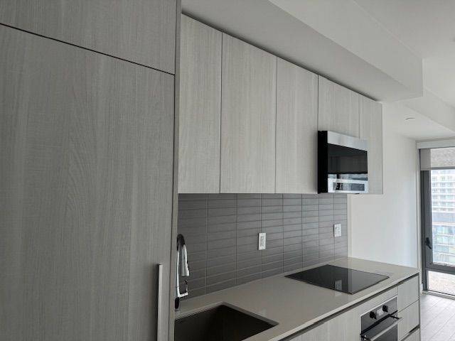 8 Cumberland ST #1001, Toronto C02, ON M4W 0B6