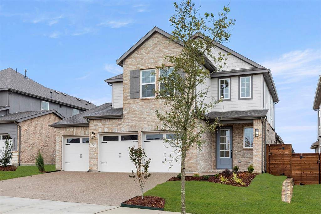 1921 Sapphire Run, Mesquite, TX 75181