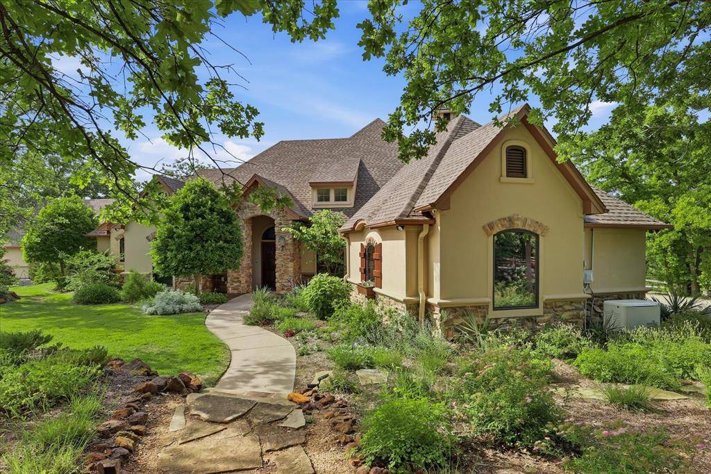 8000 Rhoads Road, Aubrey, TX 76227