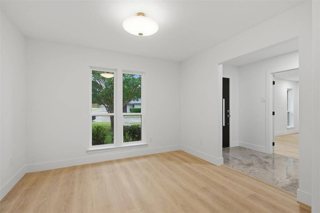 7515 Meadow Oaks Drive, Dallas, TX 75230
