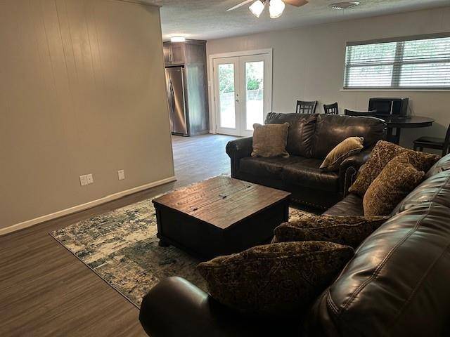 829 N Charlotte Avenue, Stephenville, TX 76401