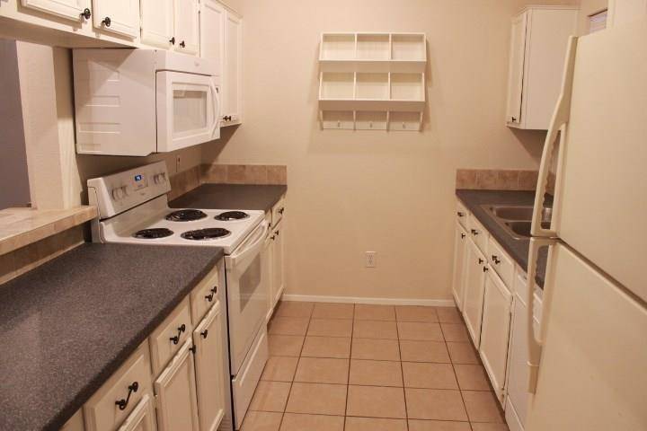 5550 SPRING VALLEY #f22, Dallas, TX 75254