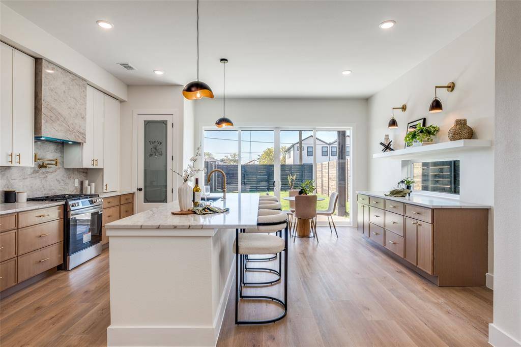 2424 Jeffries Street, Dallas, TX 75215