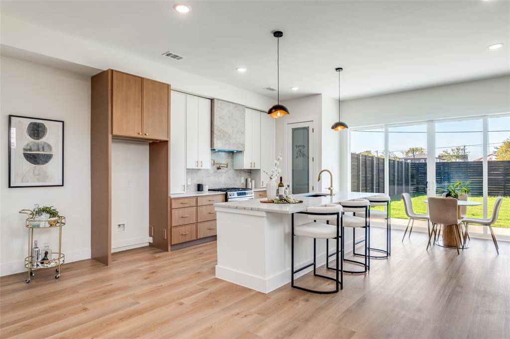 2424 Jeffries Street, Dallas, TX 75215