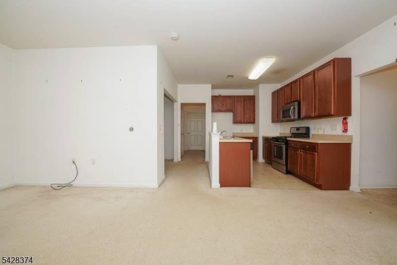435 Van Houten Ave #104, Passaic City, NJ 07055