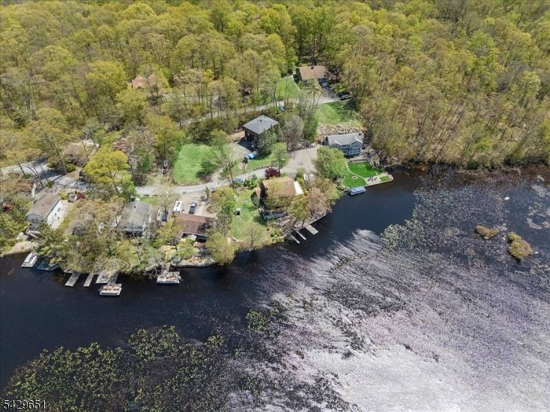 137 S Shore Rd, Byram Twp., NJ 07821