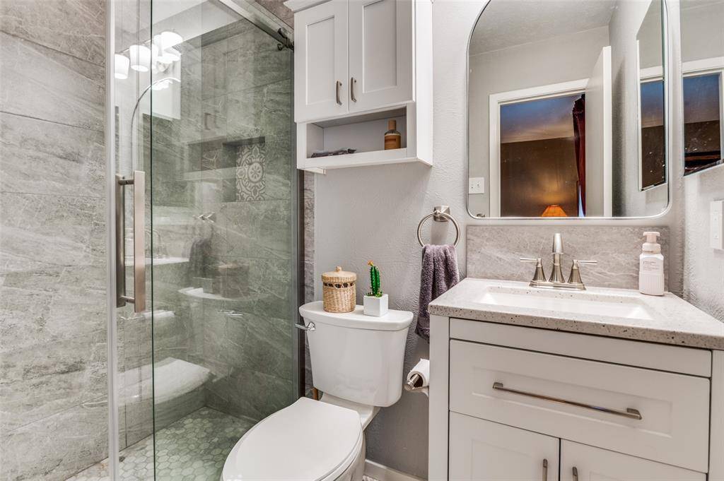 5930 Sandhurst Lane #120, Dallas, TX 75206