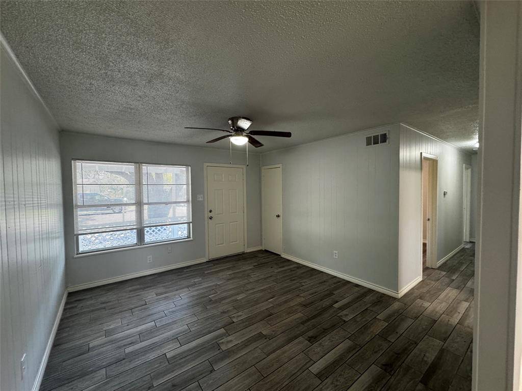 3008 Winfield Drive, Corsicana, TX 75110