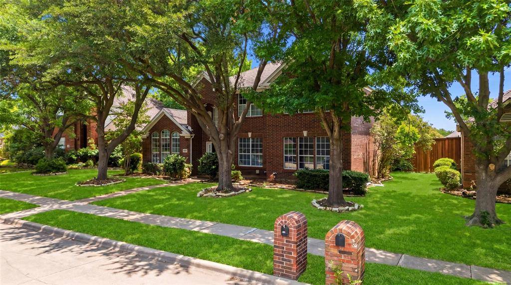 8812 Smokey Drive, Plano, TX 75025
