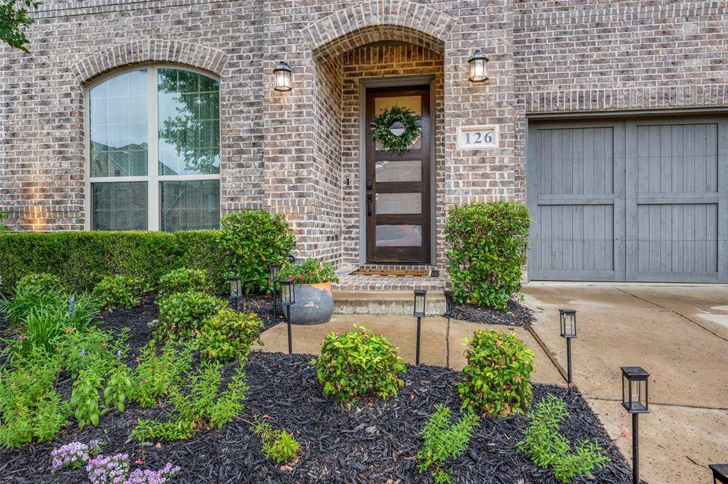 126 Darbonne Lane, Irving, TX 75039