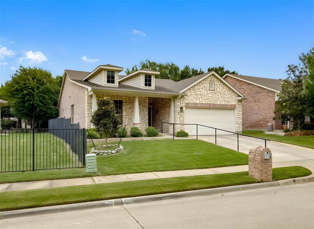 6820 Algarve Drive, Denton, TX 76210