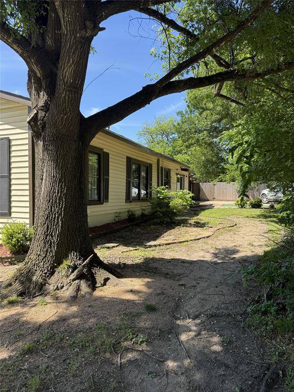 803 Ripley Street, Ennis, TX 75119