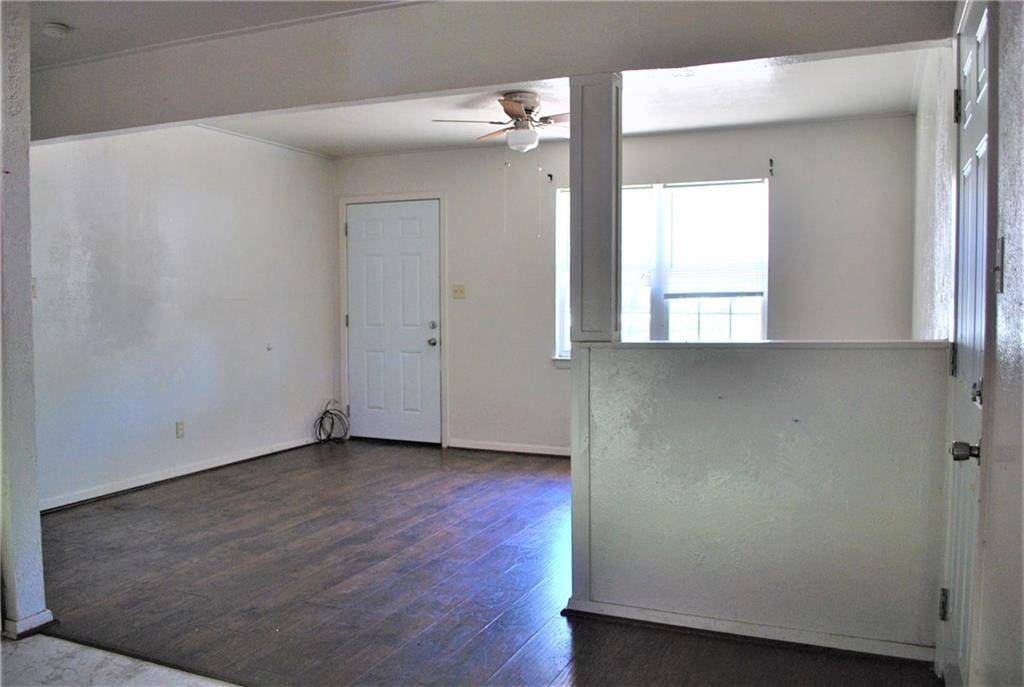 806 S 1st Street, Sanger, TX 76266