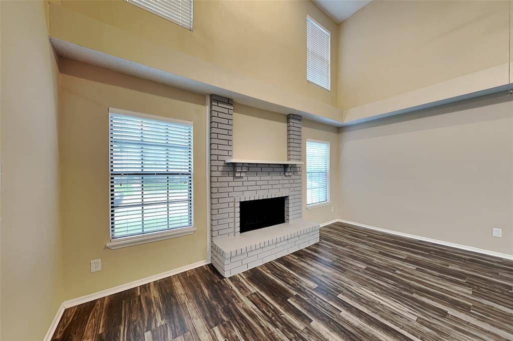 997 Downey Drive, Lewisville, TX 75067