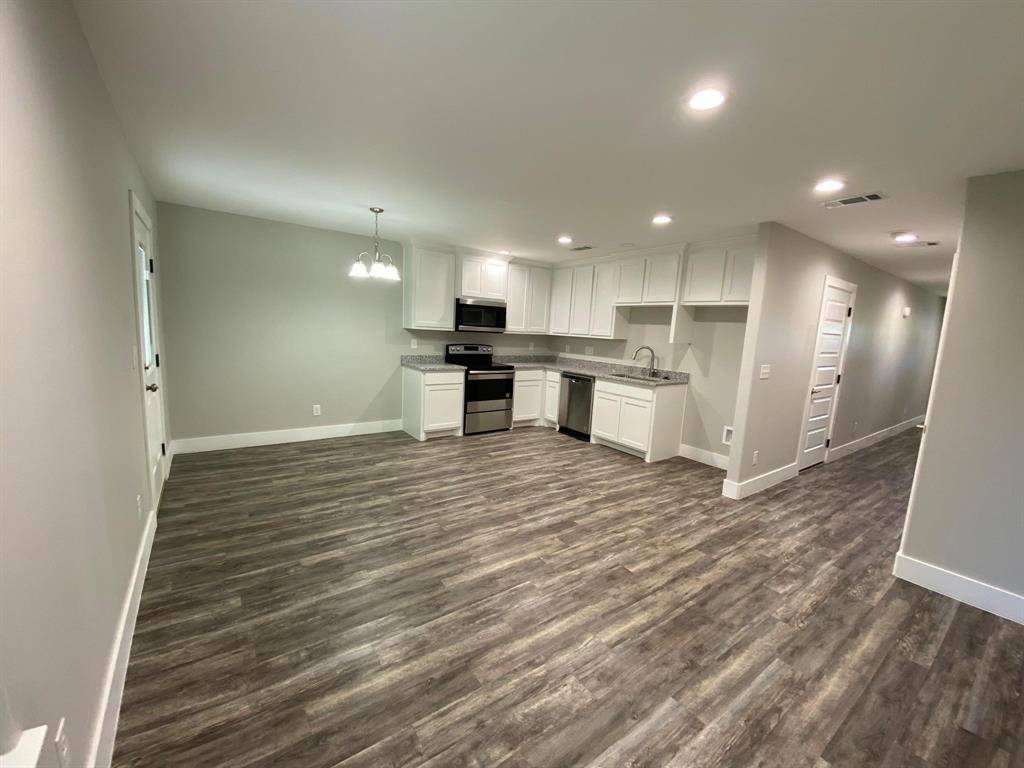 411 S Fannin Avenue #411, Denison, TX 75020
