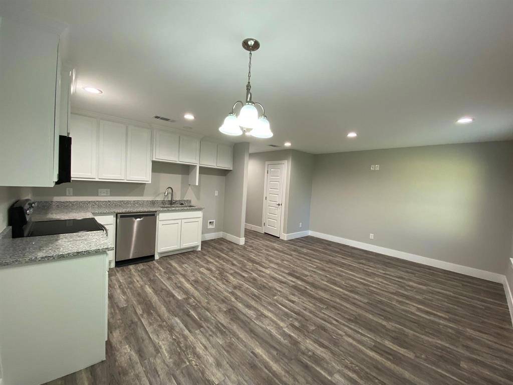 411 S Fannin Avenue #411, Denison, TX 75020
