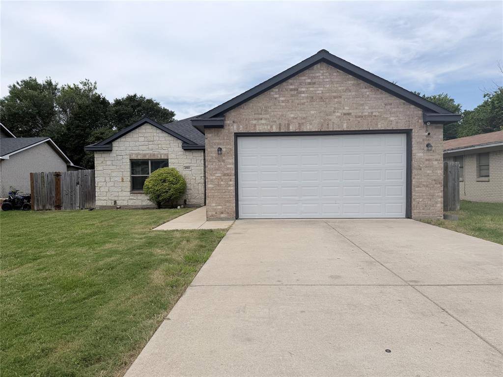 4901 Rimwood Drive, Balch Springs, TX 75180