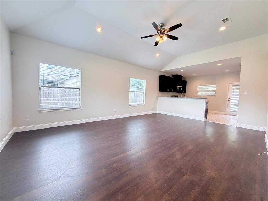 4901 Rimwood Drive, Balch Springs, TX 75180