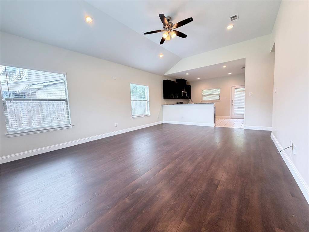 4901 Rimwood Drive, Balch Springs, TX 75180