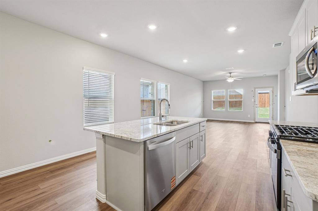 3524 Bridgeport Drive, Farmersville, TX 75442