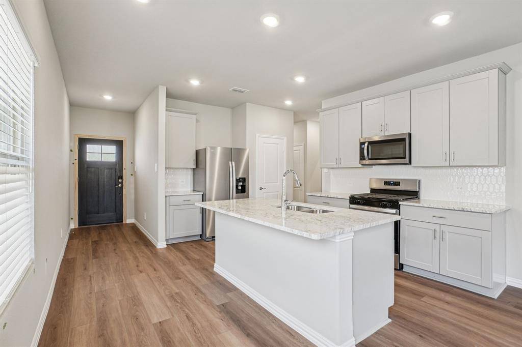 3520 Bridgeport Drive, Farmersville, TX 75442