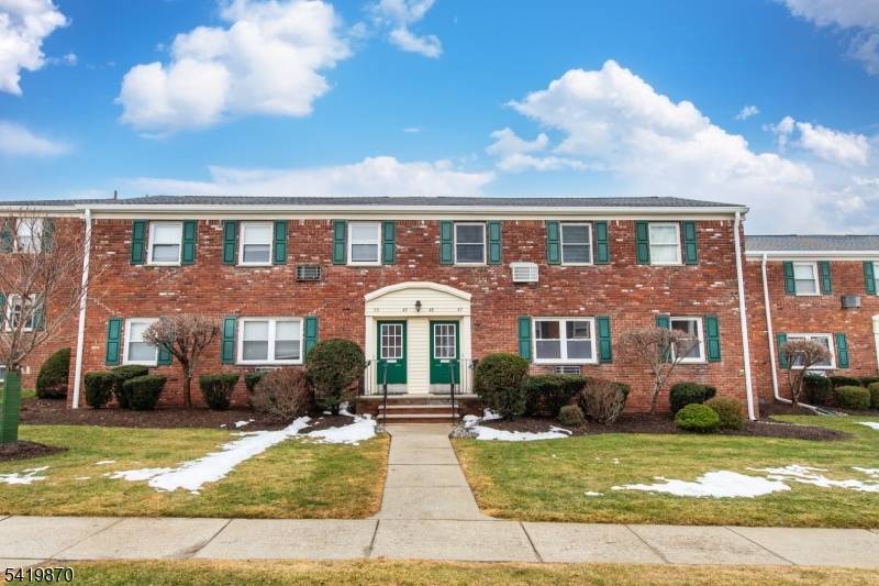 63 Roseland Ave #47, Caldwell Boro Twp., NJ 07006
