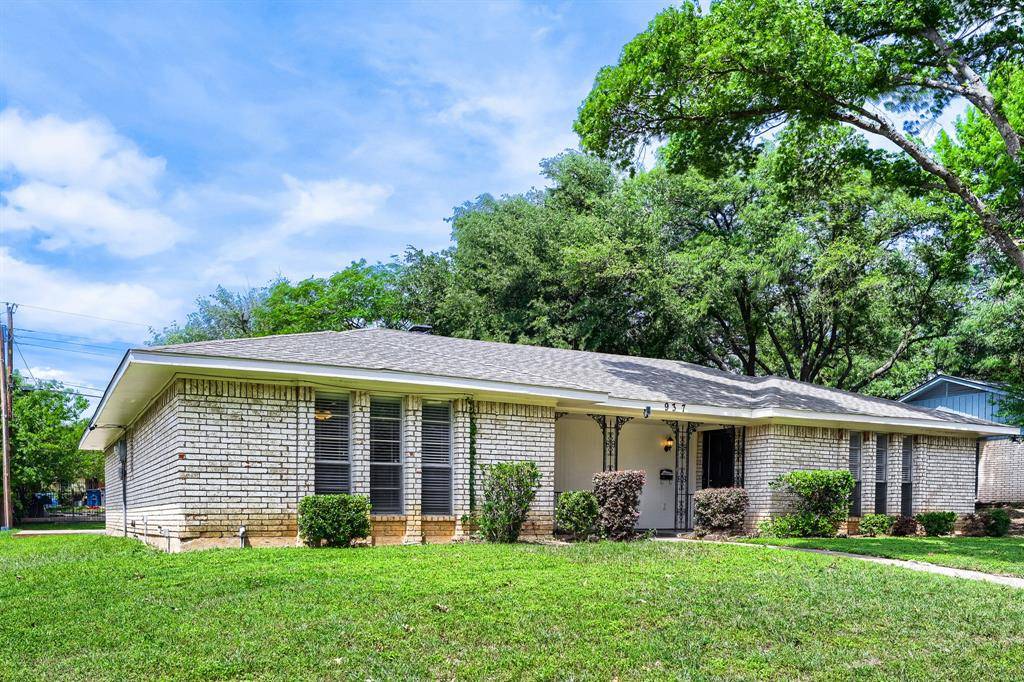 937 Birchwood Drive, Lancaster, TX 75146