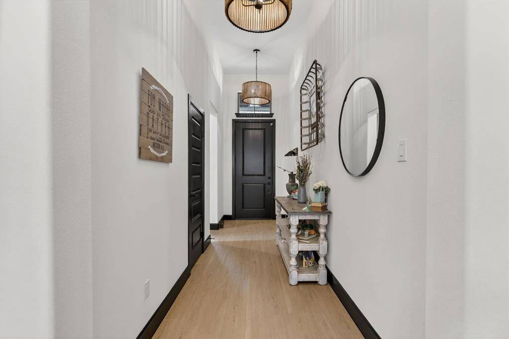 1740 Reverie Road, Burleson, TX 76028