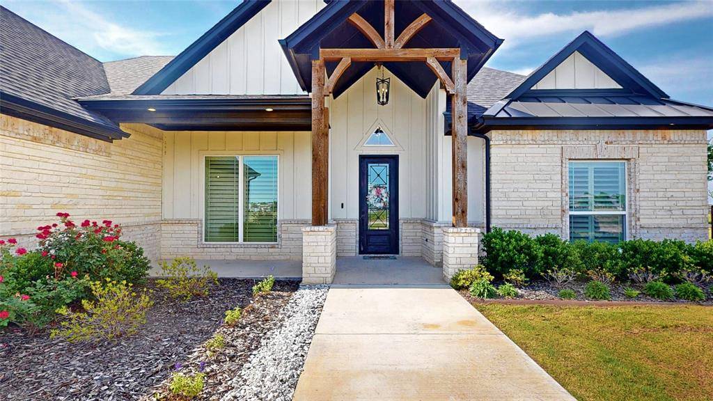 138 Chisos Drive, Decatur, TX 76234