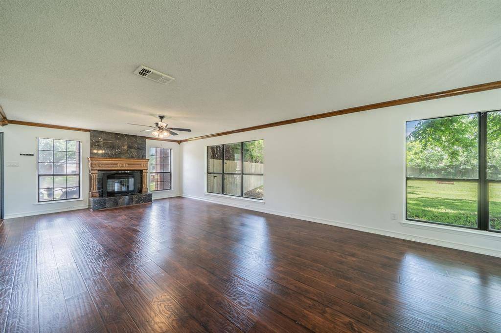 7217 McCoy Drive, Watauga, TX 76148