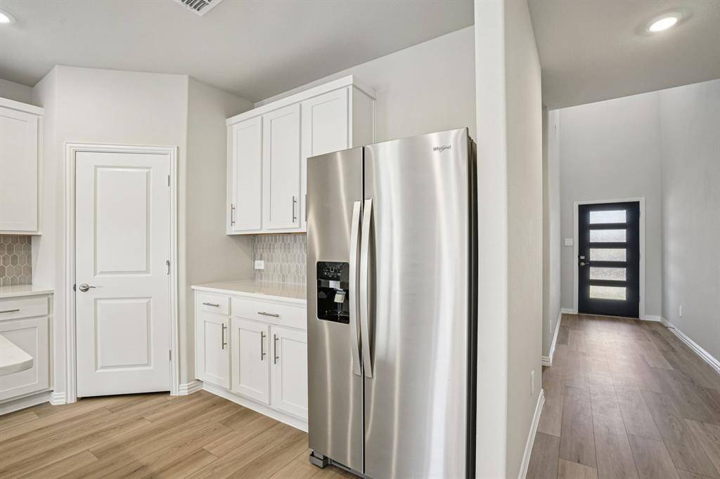 1935 Furlong Drive, Seagoville, TX 75159