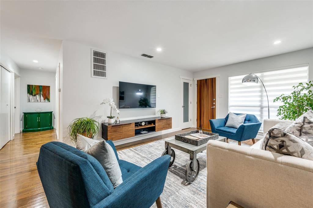 4616 W Lovers Lane #209, Dallas, TX 75209