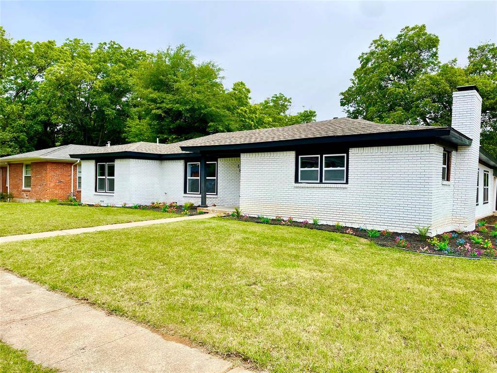 6825 Jewell Avenue, Fort Worth, TX 76112