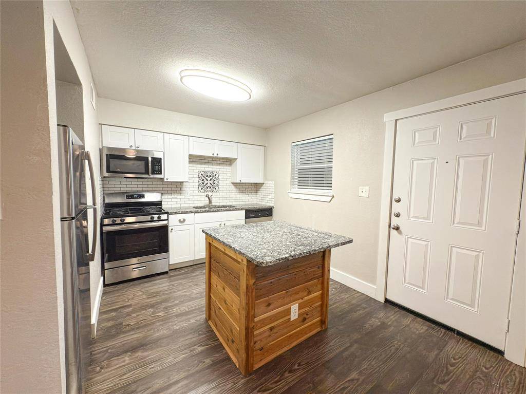 5928 Fletcher Avenue #16, Fort Worth, TX 76107