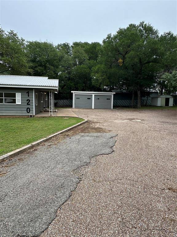 120 County Road 1818, Clifton, TX 76634