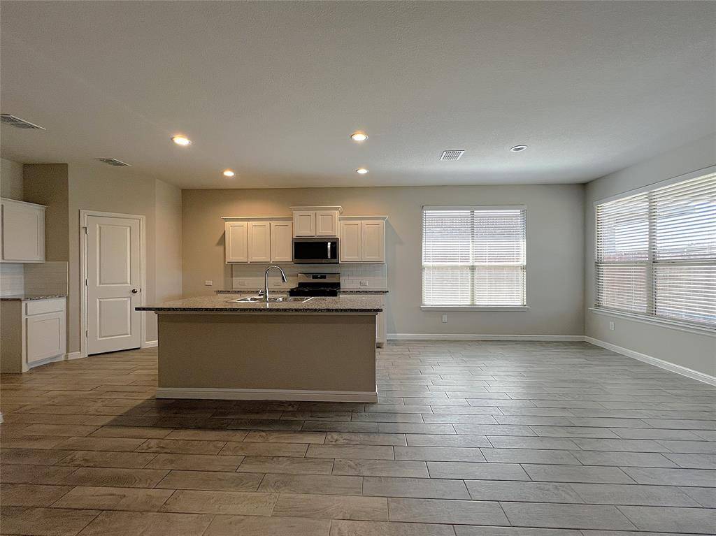 108 Birch Forest Lane, Boyd, TX 76023