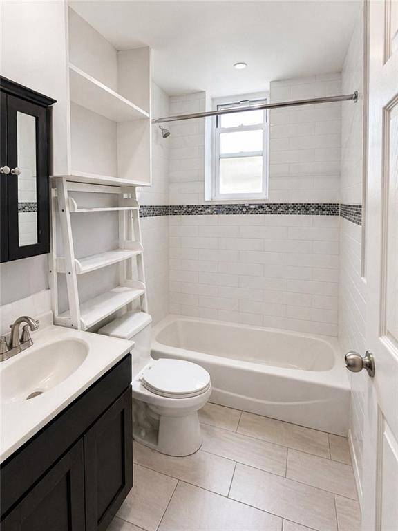 714 59th ST #4A, Brooklyn, NY 11220