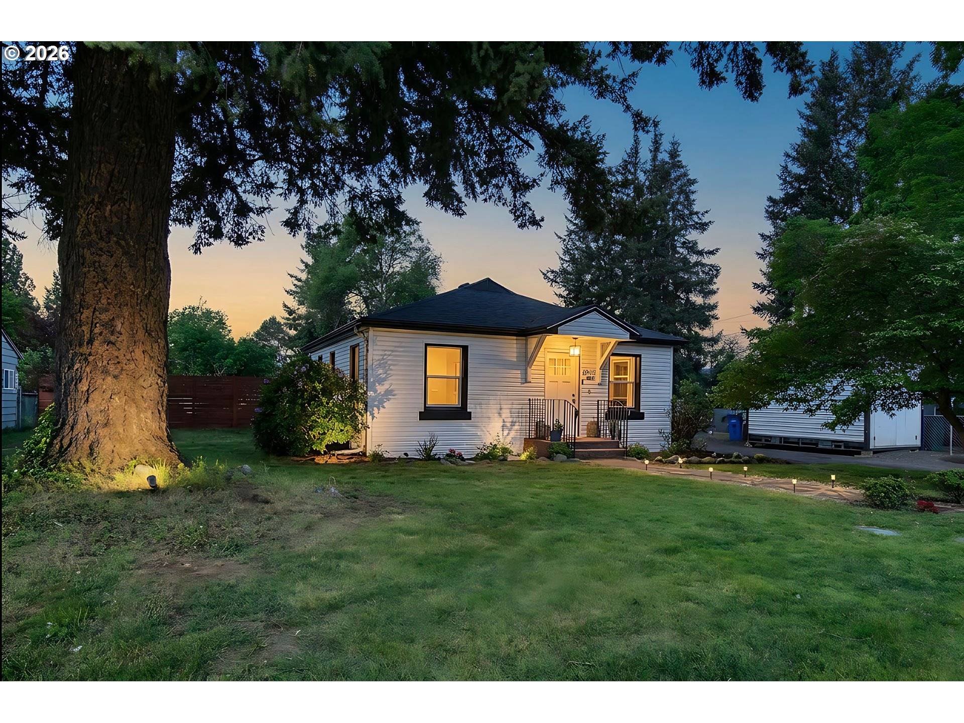 2611 SE 153RD AVE, Portland, OR 97236