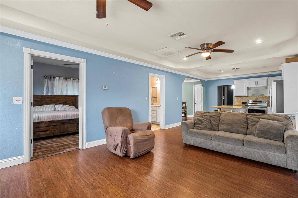 2221 S Park Avenue, Waco, TX 76706