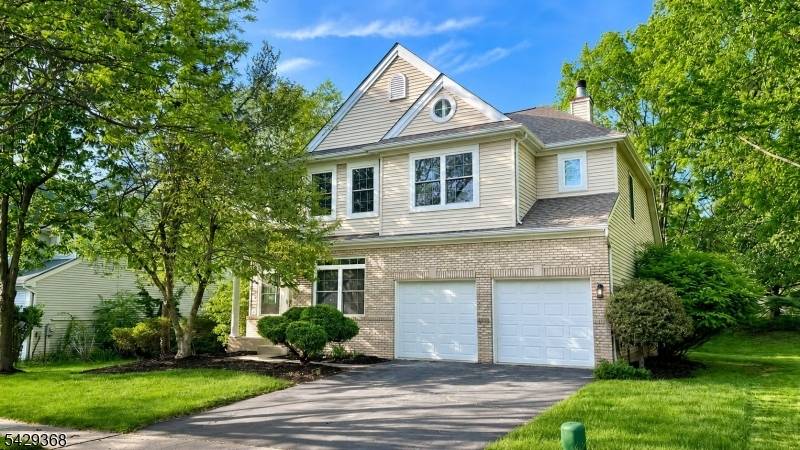 9 Cambridge Ct, Montgomery Twp., NJ 08540