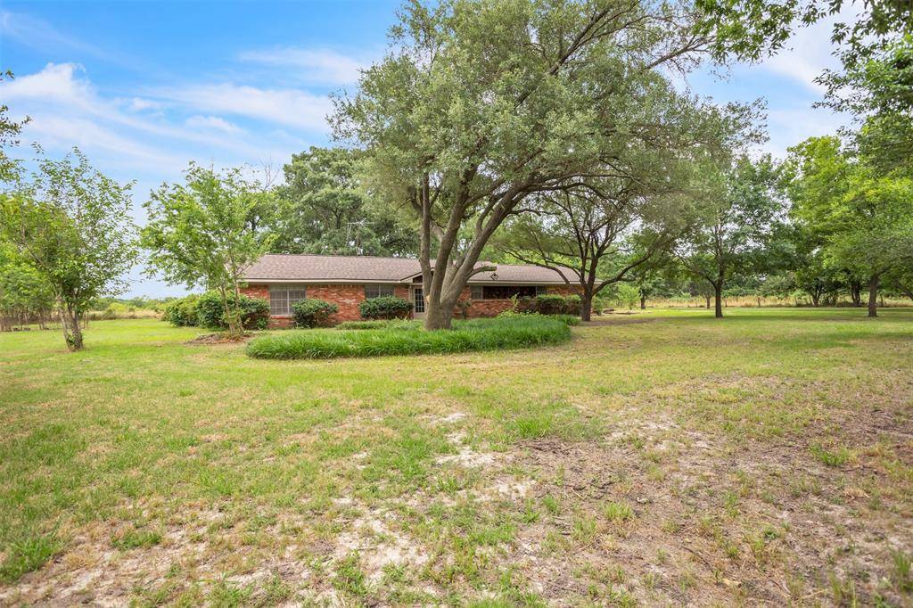 3307 County Road 2176, Greenville, TX 75402