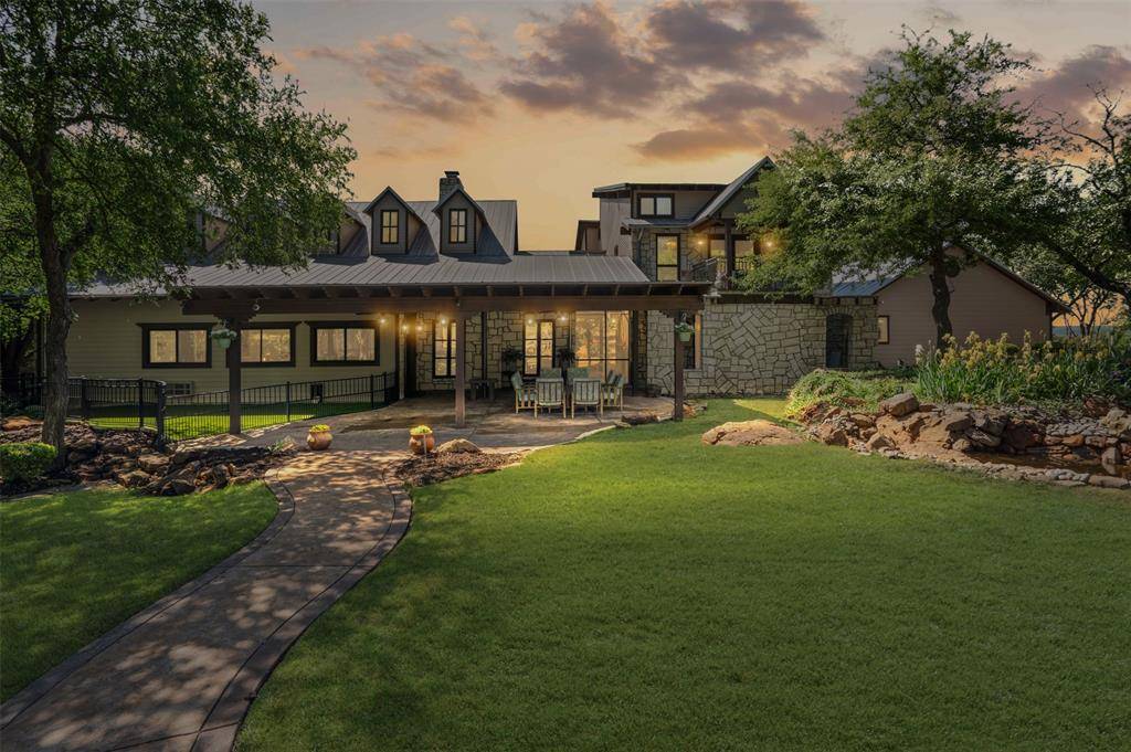 108 Dustin Circle, Hudson Oaks, TX 76087